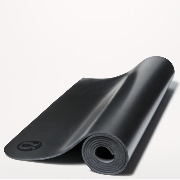 lululemon exercise mat